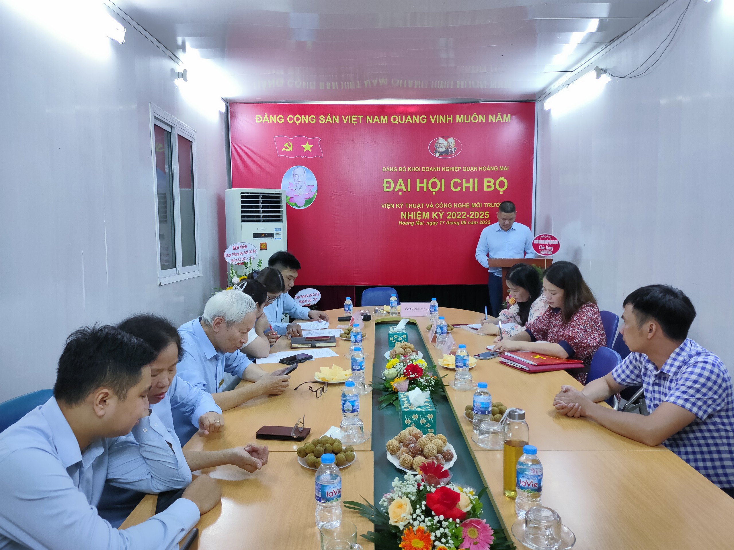 Đại hội chi bộ Đảng Viện Kỹ Thuật và Công Nghệ Môi Trường