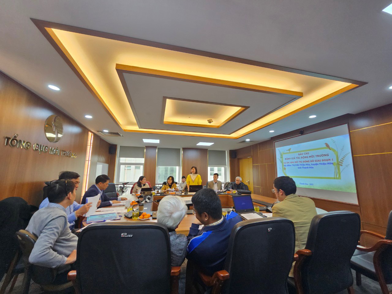 Đơn vị tư vấn trình bày báo cáo trước Hội đồng thẩm định