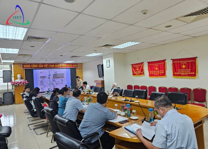 Đơn vị tư vấn đang giải trình các ý kiến của Hội đồng